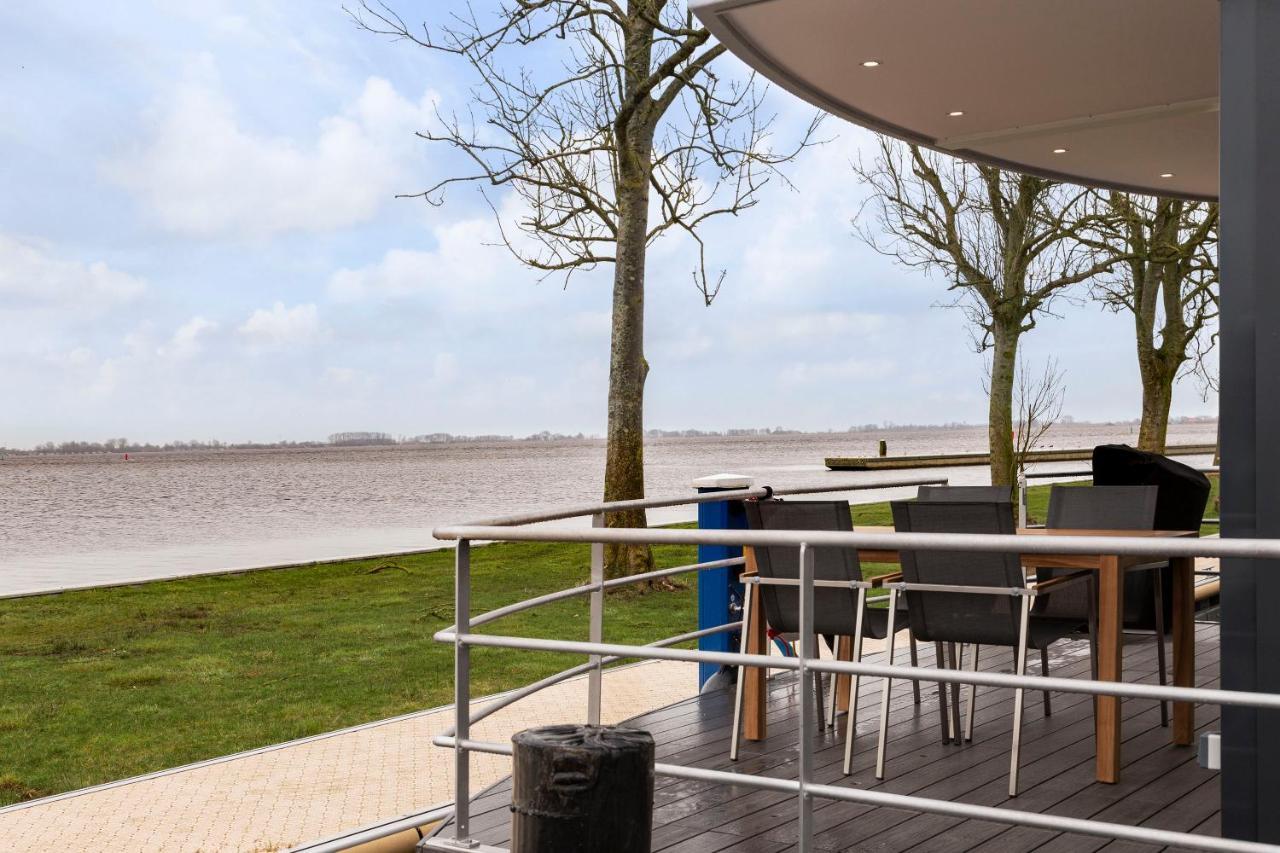 Welcome In - Houseboat 'Elysium' Met Eigen Aanlegsteiger Sneek - Оффінгавір Екстер'єр фото